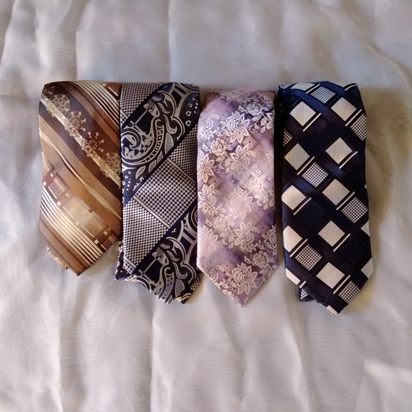 Stacy Adams Other - **For managers2012**Stacy Adams Brown Tie & Pocket Square